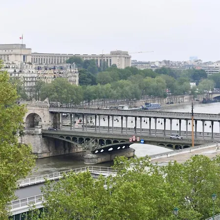 Stylish 1br View Of River Seine And Eiffel Tower *