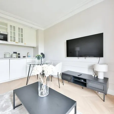Apartment Stylish 1br View Of River Seine And Eiffel Tower *